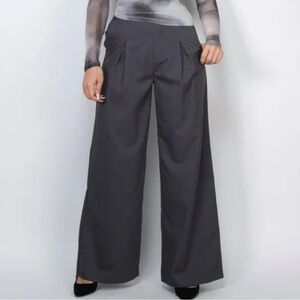 Elegant Gray Wide-Leg Pants